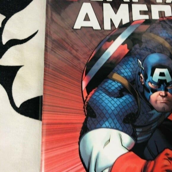 Captain America #25 Ed McGuiness Variant, 1st Falcon &Winter Soldier team up - Picture 5 of 7